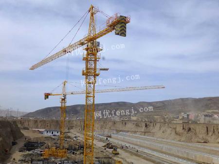 九通專 塔式起重機的技術演進與專業應用